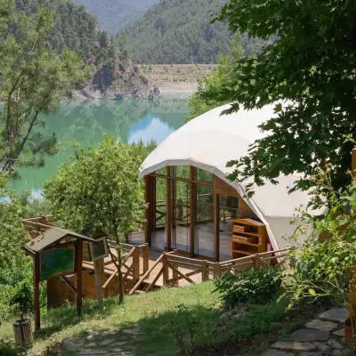 Saklı Göl Evleri Hotel & Restaurant - Antalya'ya 55 km