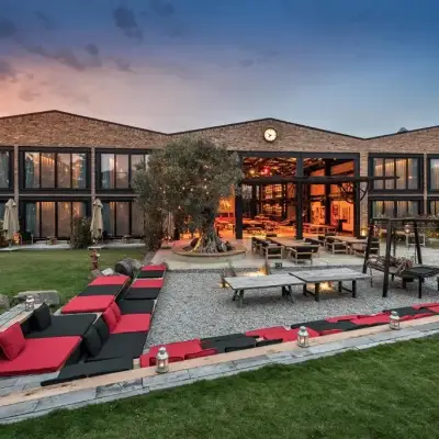 The Stay Warehouse