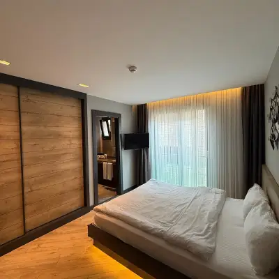 Z-Suites Hotel
