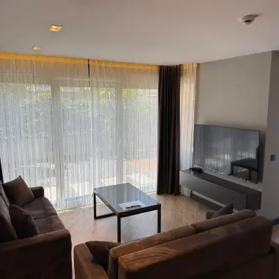 Z-Suites Hotel