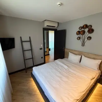 Z-Suites Hotel