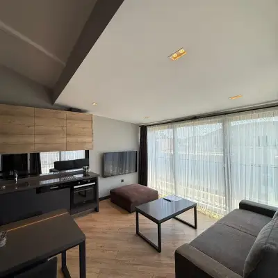 Z-Suites Hotel